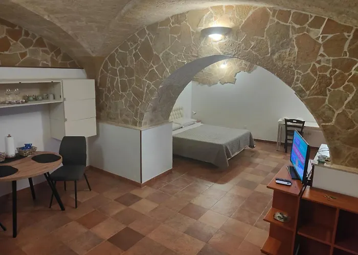 Casa De Flagilla ברינדיזי